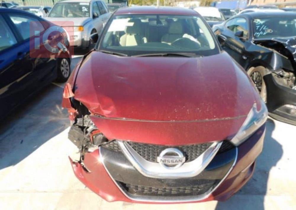 Nissan Maxima